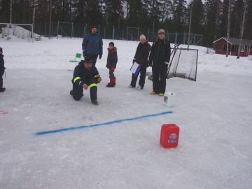 Talvileirin sovellettu
curlingkisa käynnissä 3.3.2007 klo 14:30