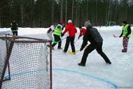 Kuva 22.2.2009: Jääsählyottelu VPK vastaan kyläyhdistys.